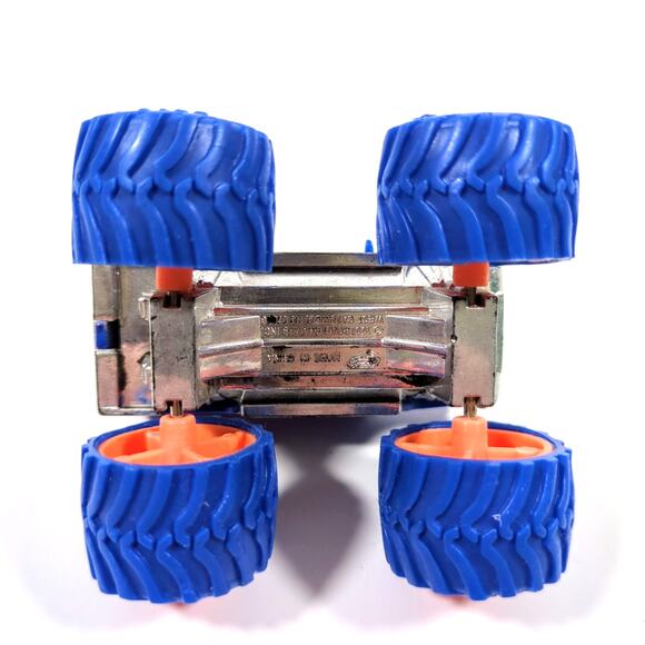 VTG Road Champs Monster Truck Lot Night Runner & Black Chevy Body w Green Tires - Picture 6 of 6